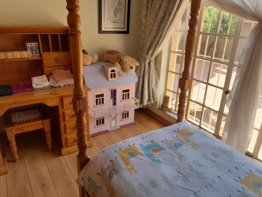 4 Bedroom Property for Sale in Protea Park North West